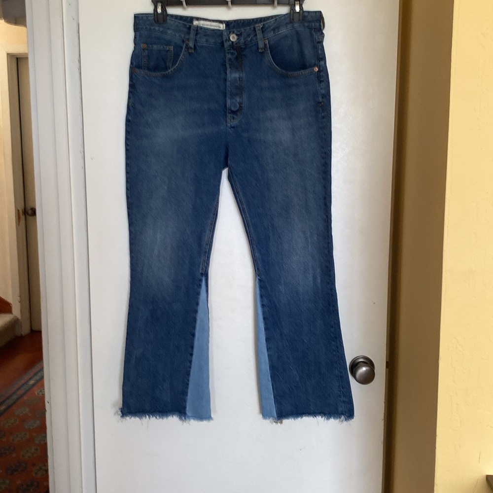 Anthropologie Pilcro Jeans Cropped Two-Tone Womens 32 Blue Frayed Flare